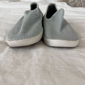 Allbirds Tree Lounger Size 6 Light Blue